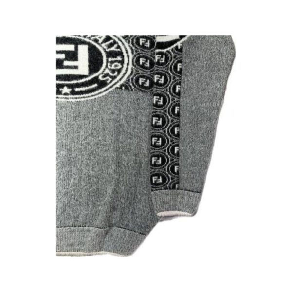 Gray Hair Pullover Fashion Print Checks Sweater M,L - Image 2
